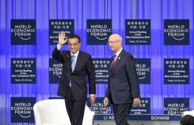 李総理がダボス会議出席　「上半期の中国経済は安定的に前進」